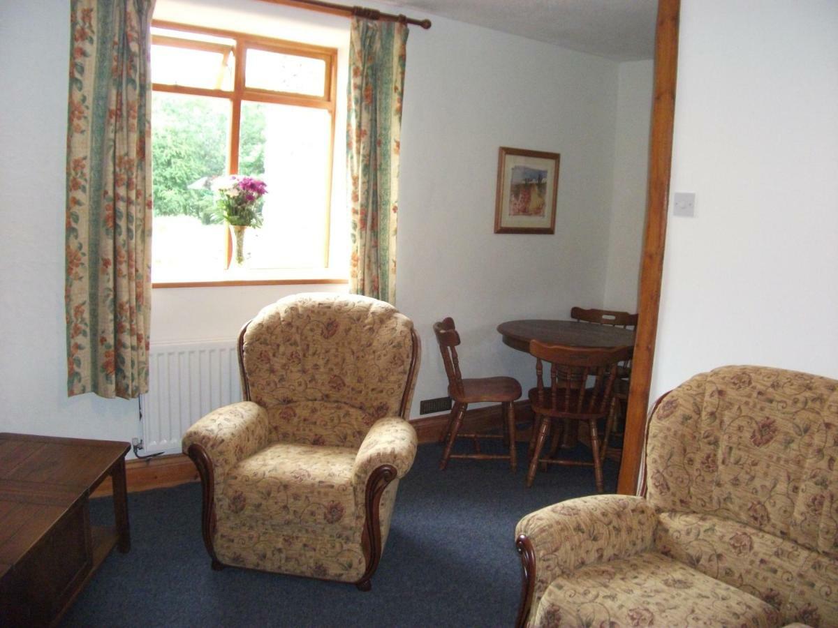 Bryn Cottage Llandderfel Екстер'єр фото